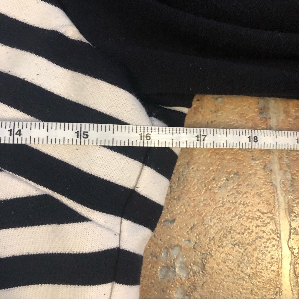 😎3/$10 Michael Kors striped dress - Picture 10 of 15